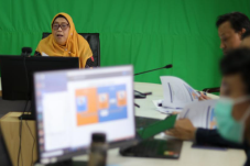 Tiga Bulan Berturut-turut...