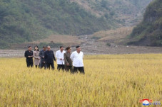 Adik Kim Jong-un Muncul...