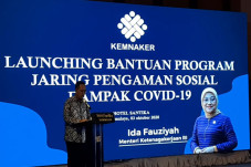 Kemenaker Luncurkan...
