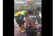 Disangka Bungkusan Sampah...