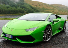 Musim Corona, Lamborghini...