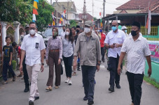 Warga Lebak Mulyo Nikmati...