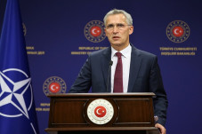 NATO Berharap Turki...