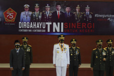 Rayakan HUT ke-75, Peran...