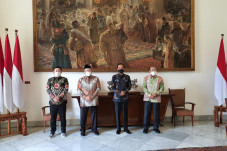 Jokowi Dukung Aspirasi...