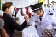 Bupati Suwirta Lantik...