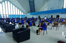 Berikan Kuliah Umum,...