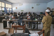 Kurikulum yang Disederhanakan...
