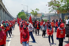 Batal Demo di DPR, Ribuan...