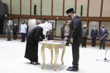 Ini Tiga Tugas Berat...