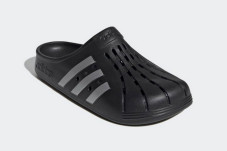 Adidas Perkenalkan Koleksi...