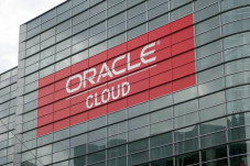 Oracle Membantu Organisasi...