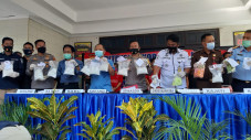 Polda Jateng Musnahkan...