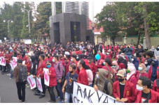 Gelar Aksi Damai, Ribuan...
