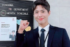 Park Bo Gum Selesaikan...