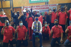 Membelot, Puluhan Mantan...
