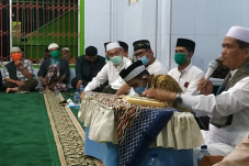 Ustadz Nasir : Nabi...
