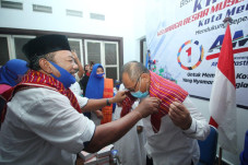 Keluarga Besar Muslim...