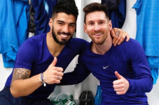 Suarez Klaim Dibuang...