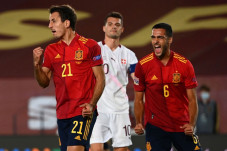 Spanyol Menang 1-0 atas...