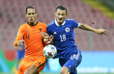 Dahaga Kemenangan Belanda...