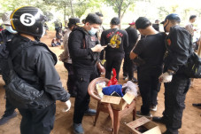 Polisi Amankan Puluhan...