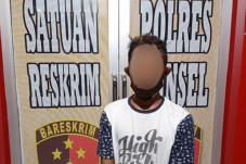 Hamili Pacar Demi Cinta,...