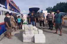 Ratusan Liter Miras...