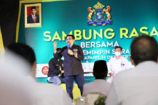Bantu Digitalisasi Ekonomi,...