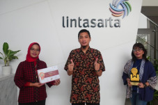 Implementasi Governance,...