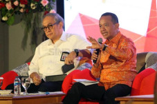 UU Cipta Kerja Permudah...