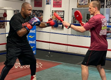 Roy Jones Jr Merasa...