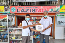 1.000 Masjid Terima...