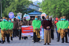Kirab Budaya Tandai...