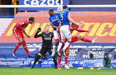 Babak I: Adrian Blunder,...