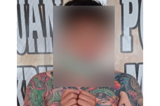 Konyol, Pemuda Ini Langsung...