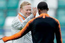 Koeman Ngebet Gaet Georginio...