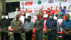 Wali Kota Buka Festival...
