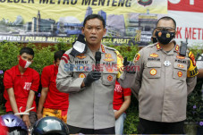 Kabur Saat Disuruh Tunjukkan...