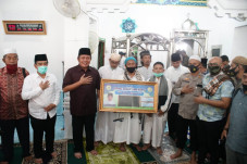 Safari Salat Jumat,...
