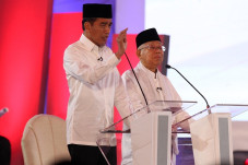 Jokowi-Maruf Harus Bisa...