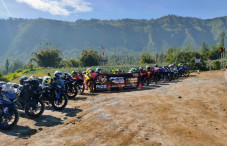 Touring Perdana Komunitas...