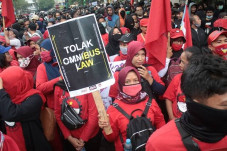 Aksi Demo UU Cipta Kerja...