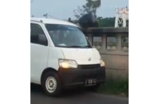 Viral, Penumpang Mobil...