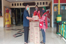 Cegah Corona, PMI Bagikan...