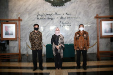 Songsong Kompetisi Global,...