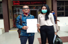 Dituding Melakukan Politik...
