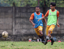 Jakmania Minat Gabung...