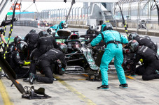 Mercedes Potensi Juara...