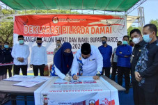 3 Pasangan Calon Pilkada...